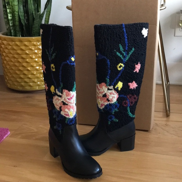 NWT Anthropologie Emily Isabella Black Leather Wool Flower Boots 8 - Picture 2 of 12